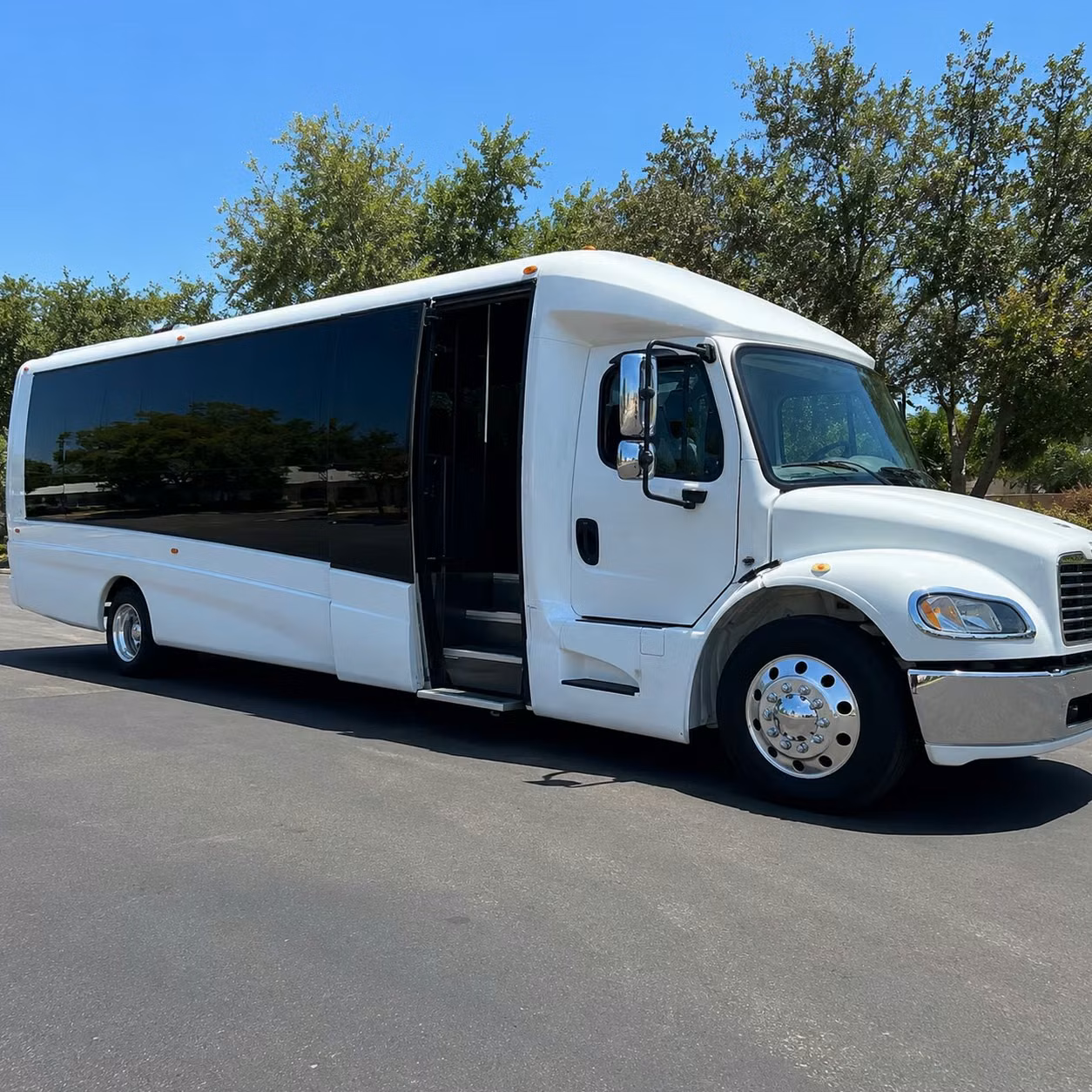 15 passenger minibus