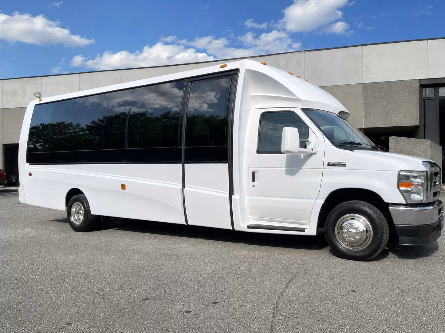 18 passenger minibus